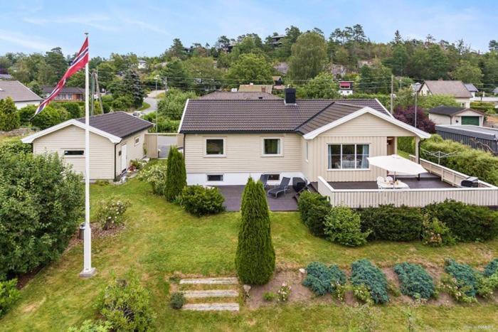 Leilighet Sentralt Til Sandefjord Og Torp Flyplass Exteriör bild